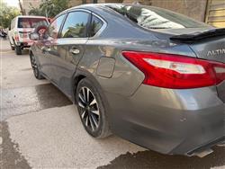 نيسان ألتيما